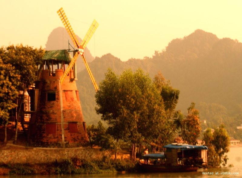 Giảm 30% tour Mai Ch&acirc;u &ndash; Bản L&aacute;c &ndash; Thung Nai chỉ c&ograve;n 805.000 đồng